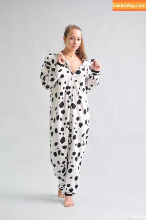 ShowyBeauty photo #0466