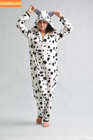 ShowyBeauty photo #0470