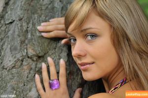 ShowyBeauty photo #0867