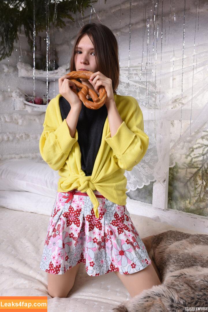 ShowyBeauty / heidi_rom / showbeautyofficial leaked photo photo #1245