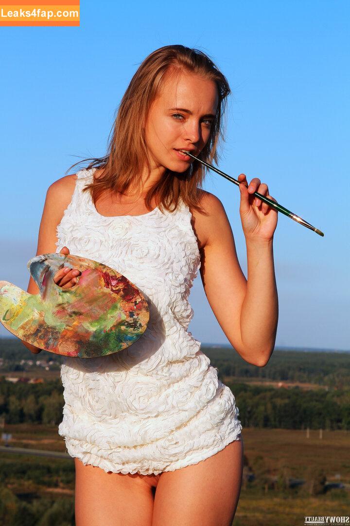 ShowyBeauty / heidi_rom / showbeautyofficial leaked photo photo #1387