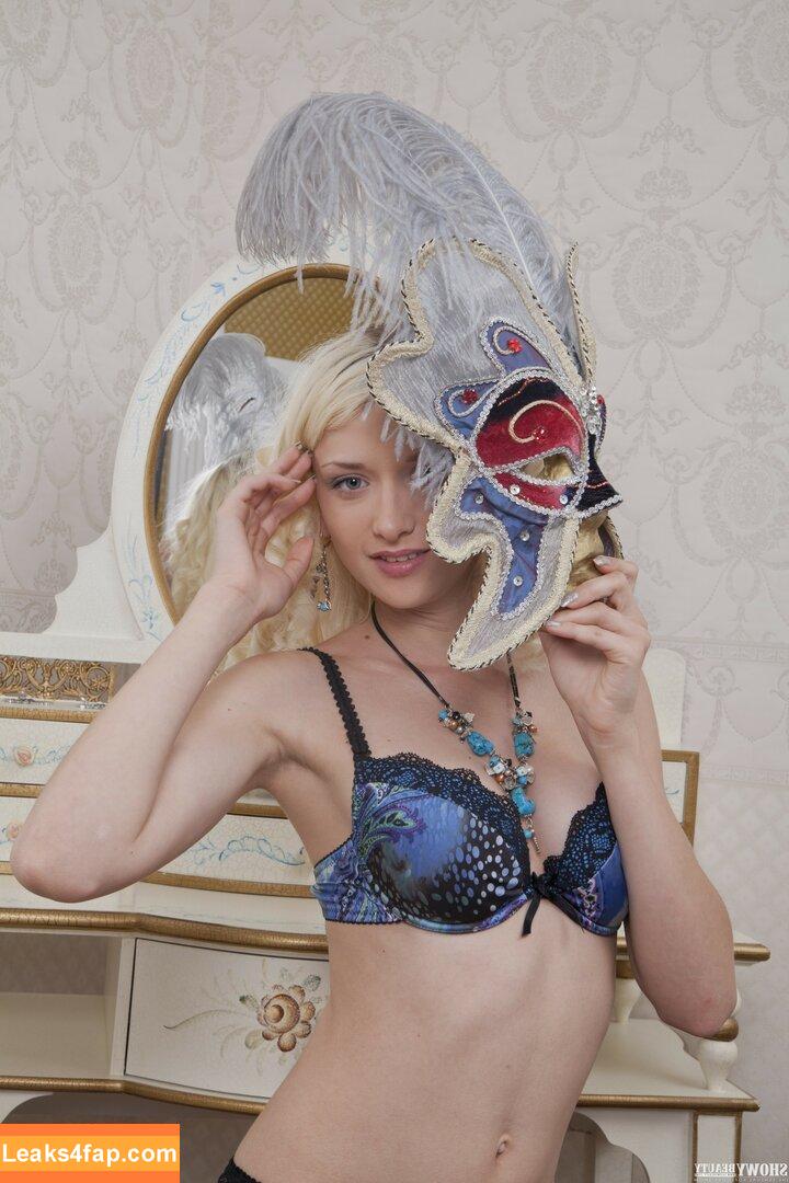 ShowyBeauty / heidi_rom / showbeautyofficial leaked photo photo #1560