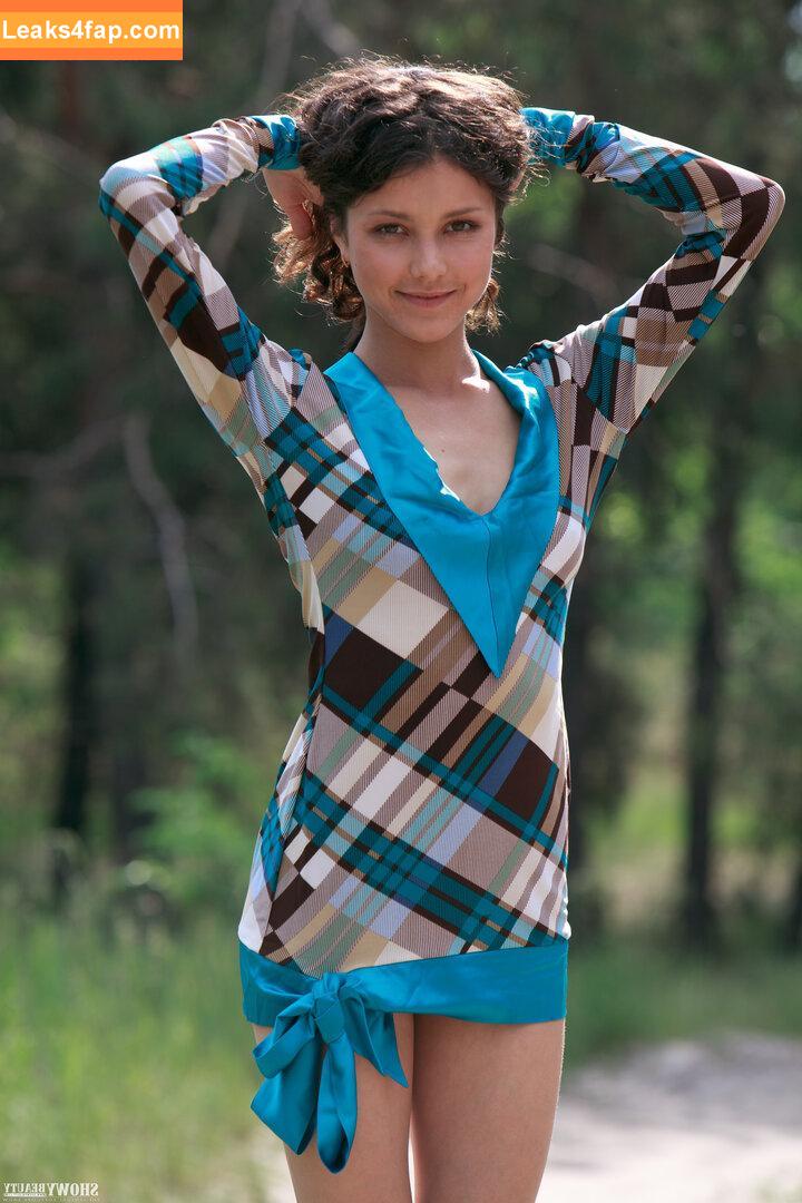 ShowyBeauty / heidi_rom / showbeautyofficial leaked photo photo #1635