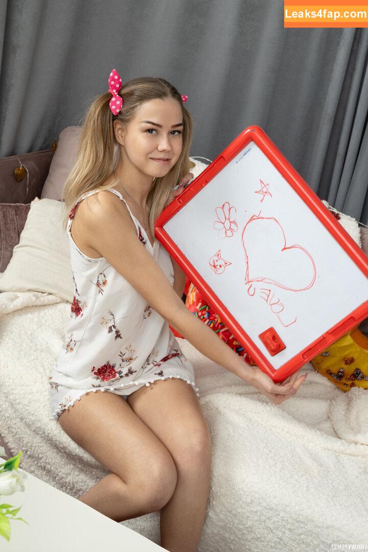 ShowyBeauty / heidi_rom / showbeautyofficial leaked photo photo #1687