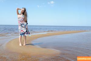 ShowyBeauty photo #1035