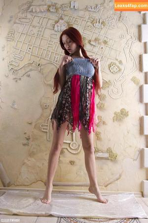 ShowyBeauty photo #1512