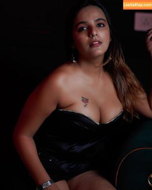 Shreyal Pandey фото #0013