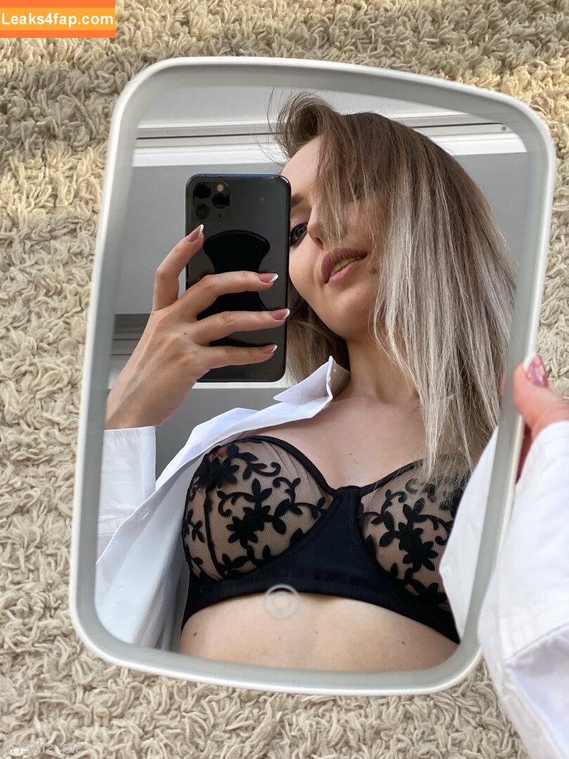 Sia Siberia / https: / sia_siberia / sia_siberia.jpeg leaked photo photo #0737