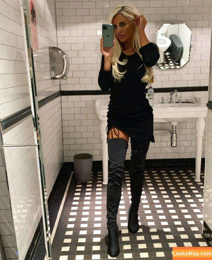 Sienna Day / Allysin Kay / adayinsienna / https: / siennamaegomez leaked photo photo #0223