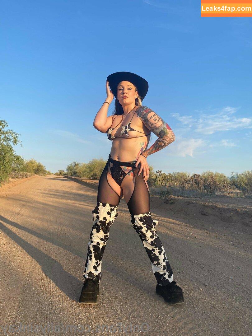 Sienna Day / Allysin Kay / adayinsienna / siennamaegomez leaked photo photo #0373