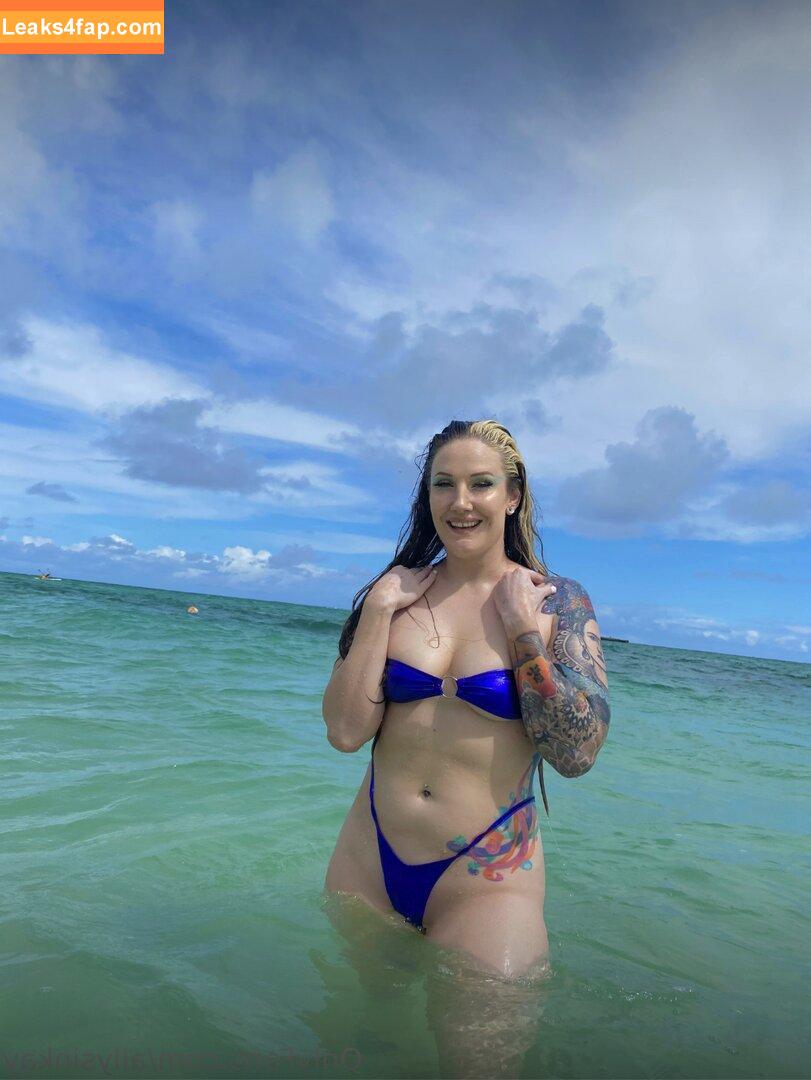 Sienna Day / Allysin Kay / adayinsienna / https: / siennamaegomez leaked photo photo #0966