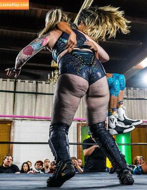 Sienna Day photo #0138