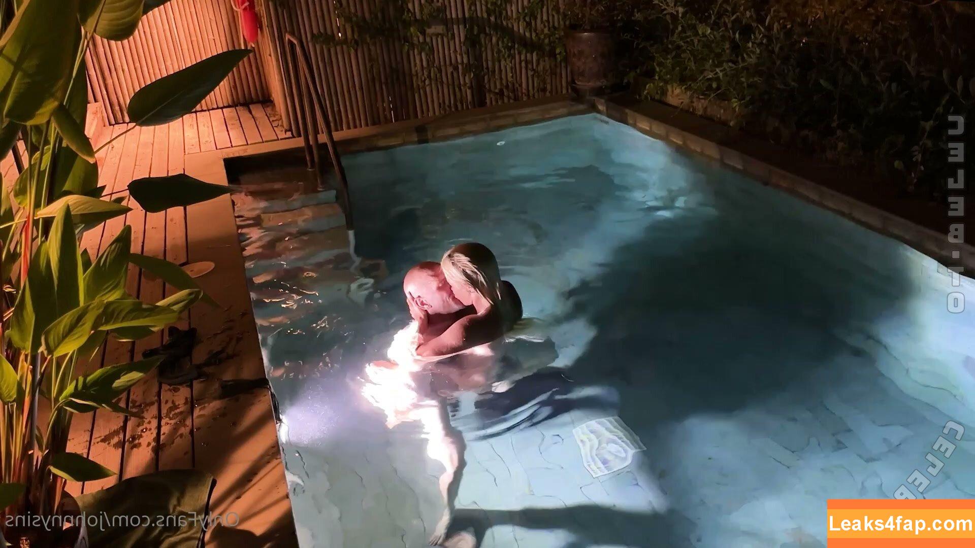 Sienna Day / Allysin Kay / adayinsienna / https: / siennamaegomez leaked photo photo #1035