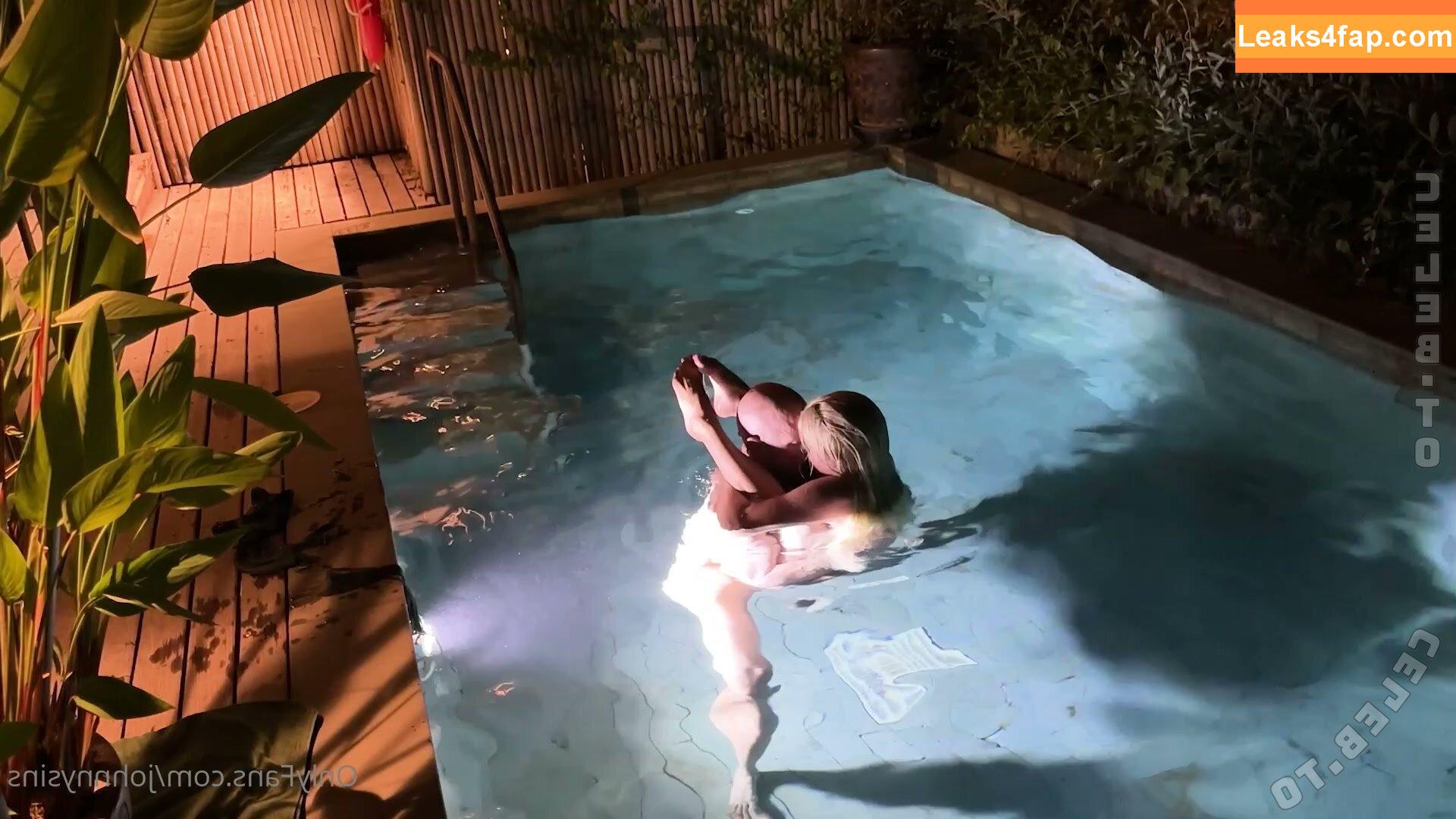 Sienna Day / Allysin Kay / adayinsienna / https: / siennamaegomez leaked photo photo #1042