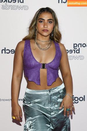 Sienna Gomez фото #0010