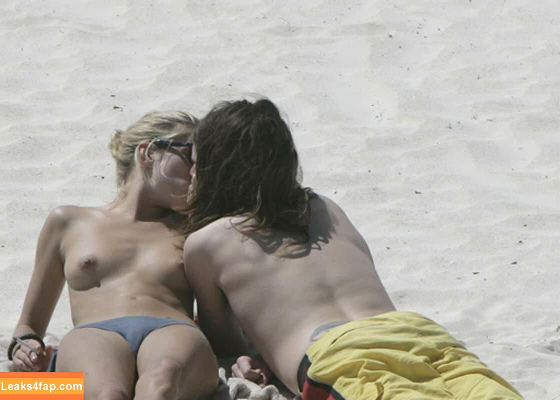 Sienna Miller / siennamillerfree / siennaonline / siennathing leaked photo photo #0001