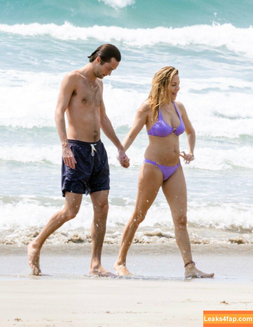 Sienna Miller / siennamillerfree / siennaonline / siennathing leaked photo photo #0095