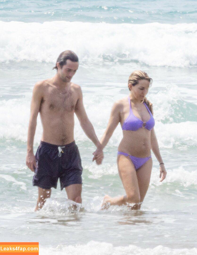 Sienna Miller / siennamillerfree / siennaonline / siennathing leaked photo photo #0096