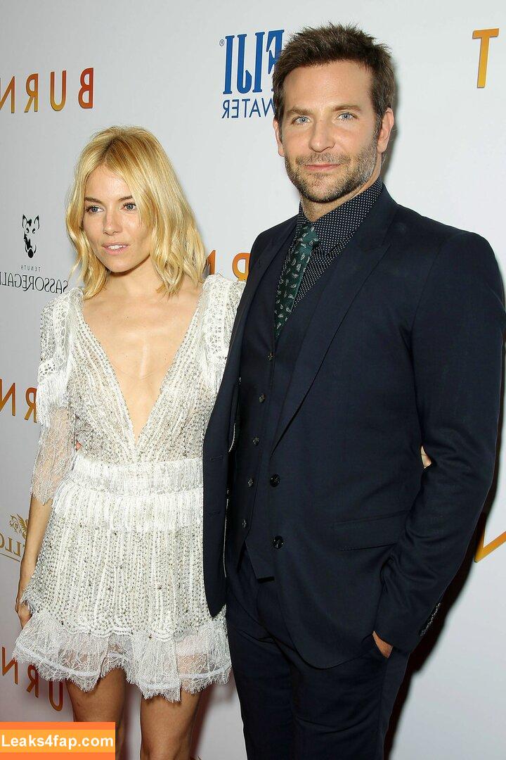 Sienna Miller / siennamillerfree / siennaonline / siennathing leaked photo photo #0152