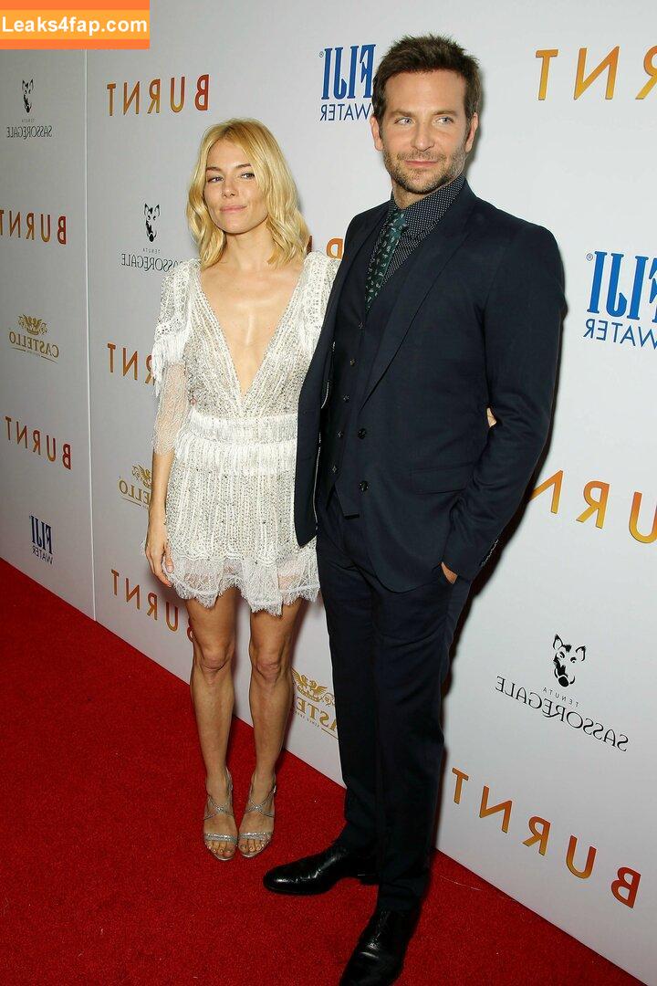 Sienna Miller / siennamillerfree / siennaonline / siennathing leaked photo photo #0157