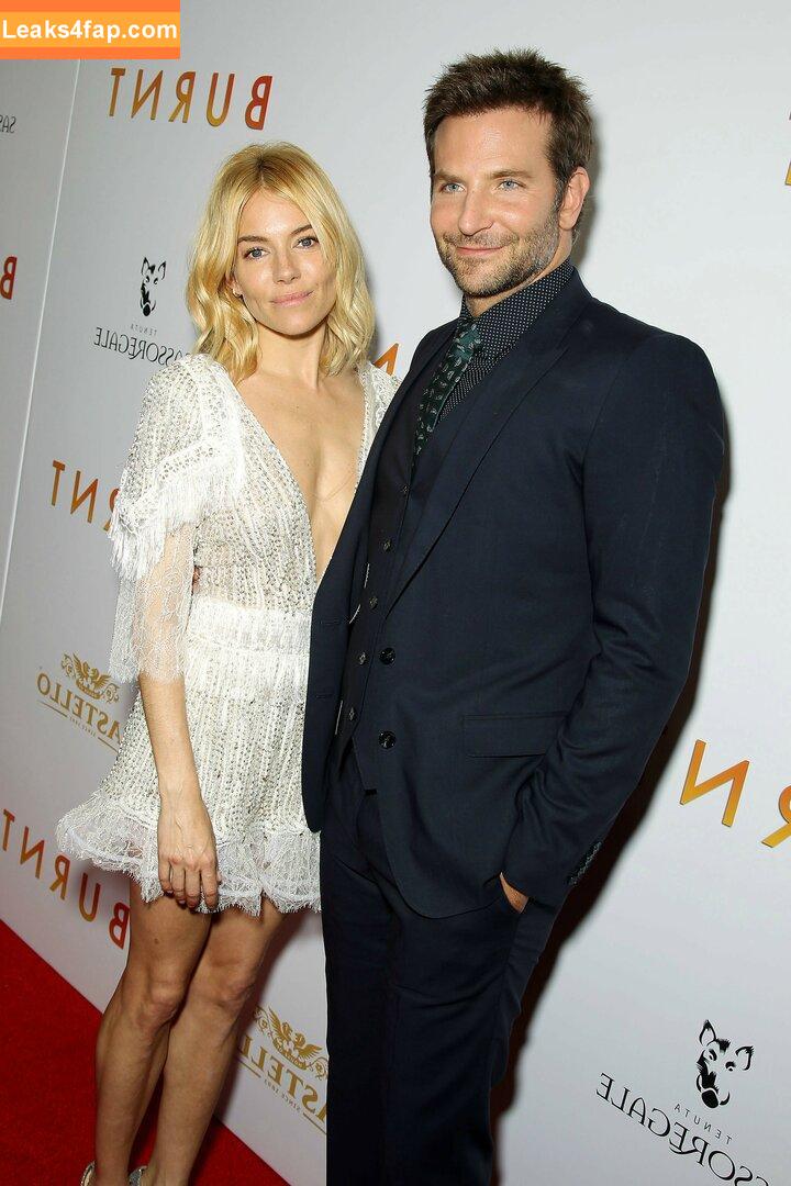 Sienna Miller / siennamillerfree / siennaonline / siennathing leaked photo photo #0161