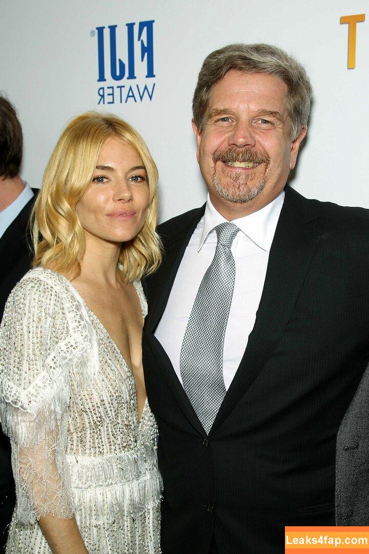 Sienna Miller / siennamillerfree / siennaonline / siennathing leaked photo photo #0162