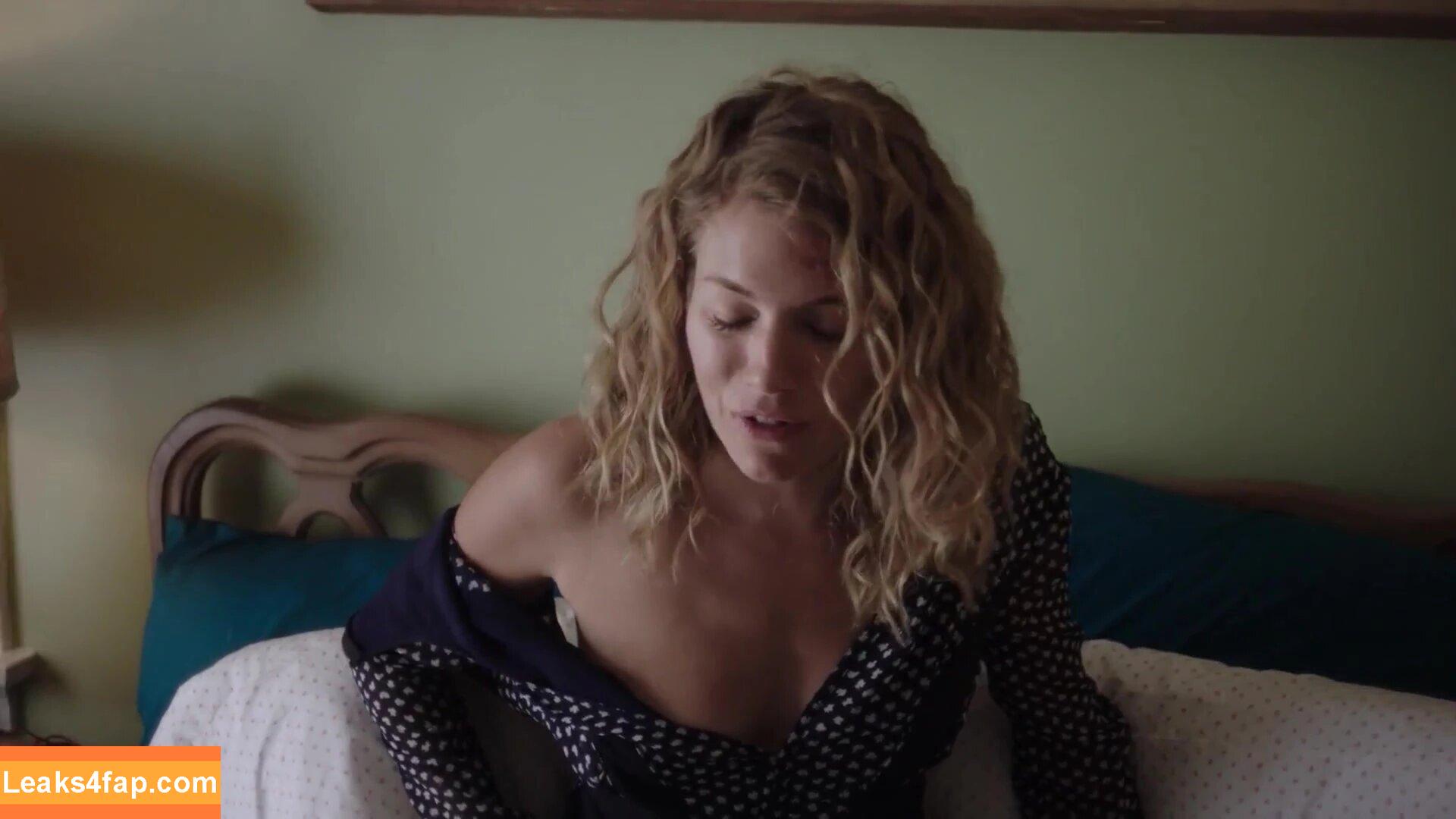 Sienna Miller / siennaonline / siennathing leaked photo photo #0476