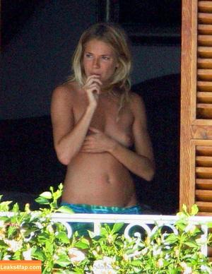 Sienna Miller photo #0009