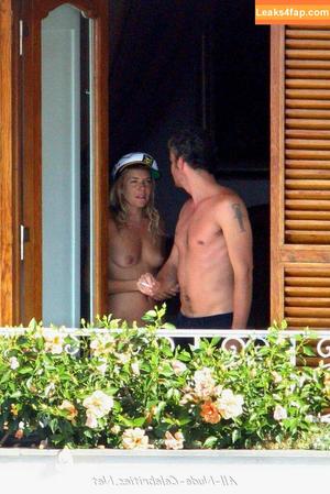 Sienna Miller photo #0010
