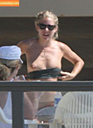 Sienna Miller photo #0013