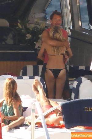 Sienna Miller photo #0126