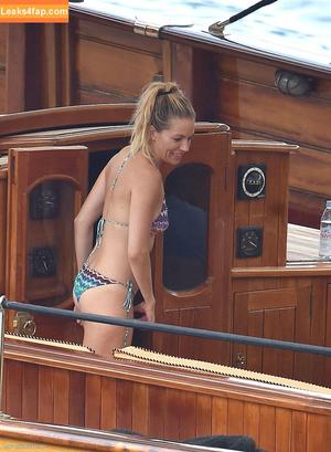 Sienna Miller photo #0188