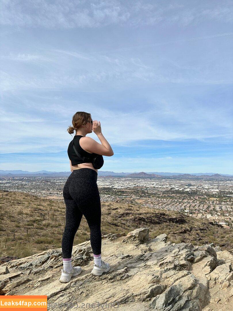 siennavossxo / siennadoss leaked photo photo #0048