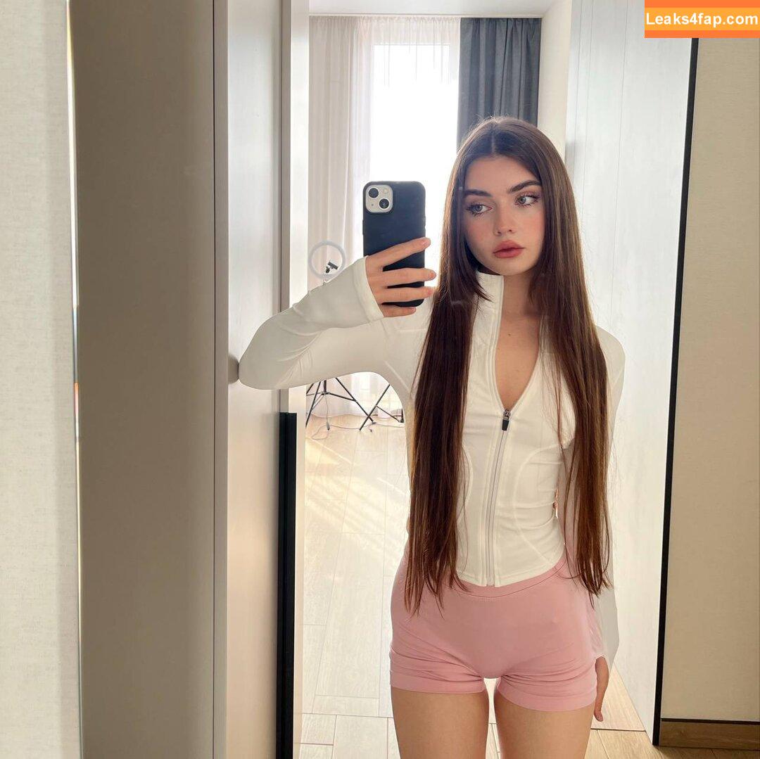sighttttt / Vladlena leaked photo photo #0044