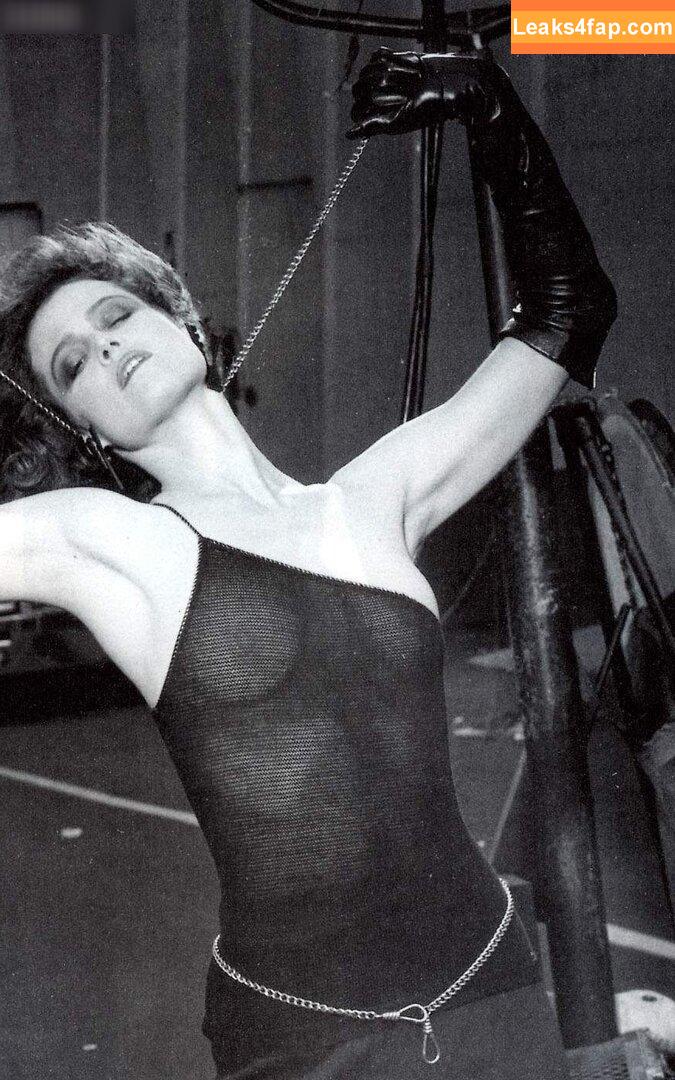 Sigourney Weaver / official_sigourneyweaver leaked photo photo #0065