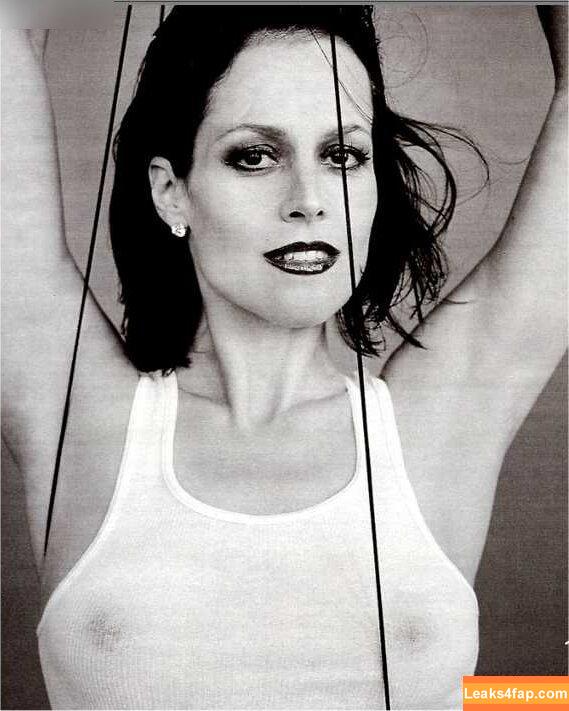 Sigourney Weaver / official_sigourneyweaver leaked photo photo #0072