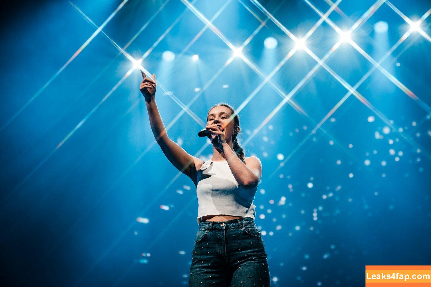 Sigrid / Sigrid Solbakk Raabe / thisissigrid leaked photo photo #0008