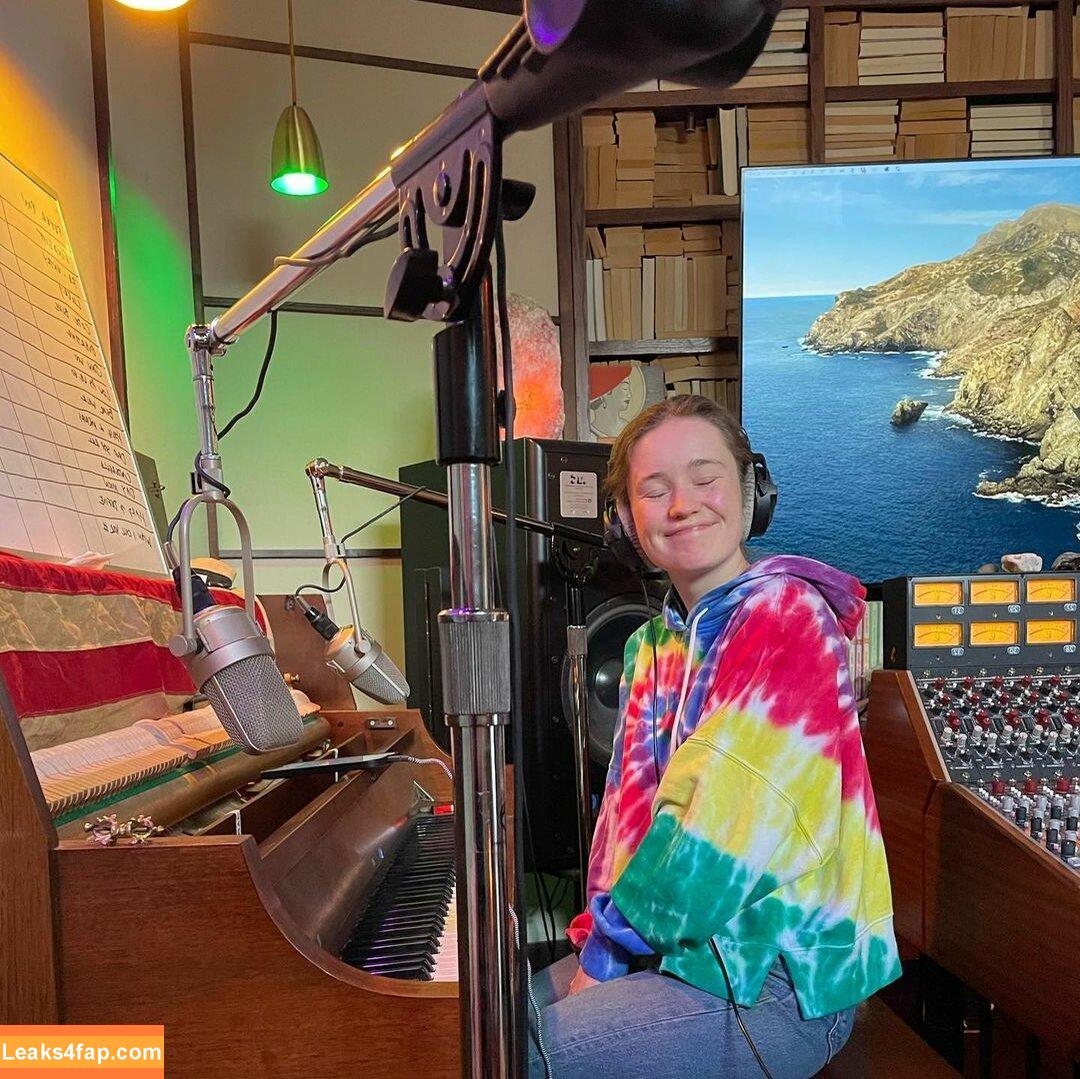 Sigrid / Sigrid Solbakk Raabe / thisissigrid leaked photo photo #0048