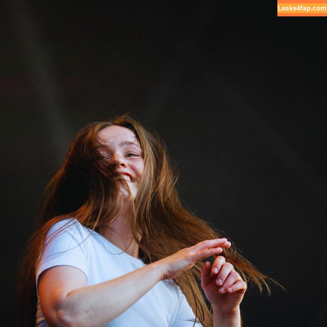 Sigrid / Sigrid Solbakk Raabe / thisissigrid leaked photo photo #0368