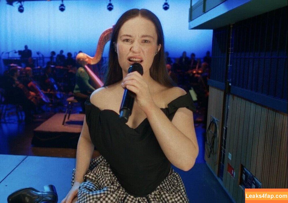 Sigrid / Sigrid Solbakk Raabe / thisissigrid слитое фото фото #0518