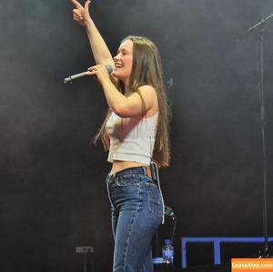 Sigrid photo #0002