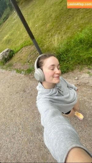 Sigrid photo #0102