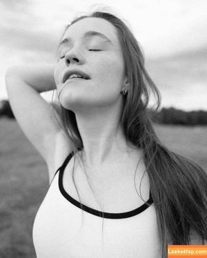 Sigrid photo #0120