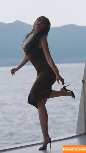 Sika Cheng photo #0023