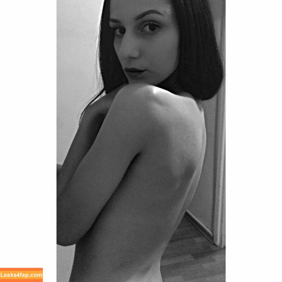 Silvia Bodeanu / Dana Bodeanu / silviabodeanu leaked photo photo #0007