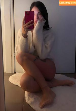 Silvia Insogna photo #0001