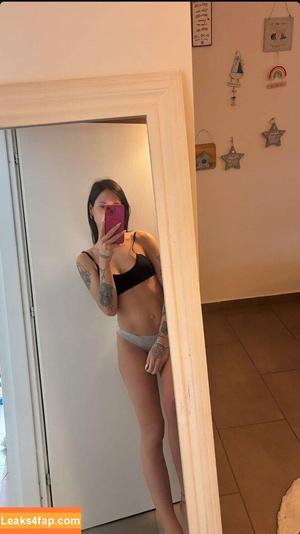 Silvia Insogna photo #0011