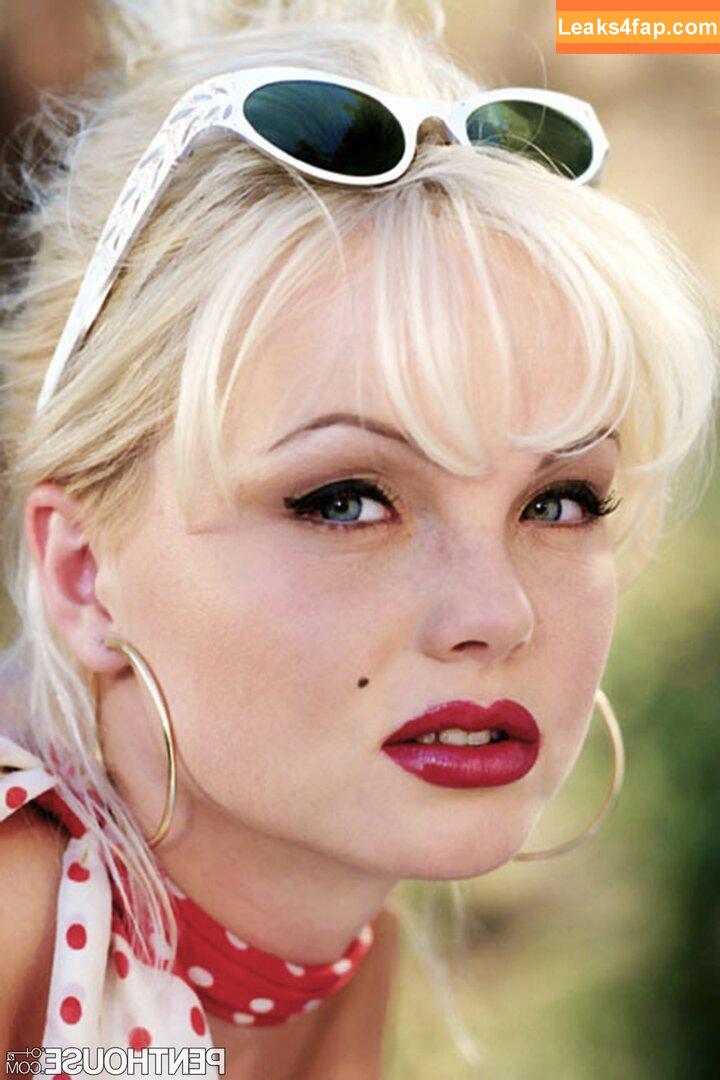 Silvia Saint / Sylvia Saint / saintsylvia / sylviasaint leaked photo photo #0144