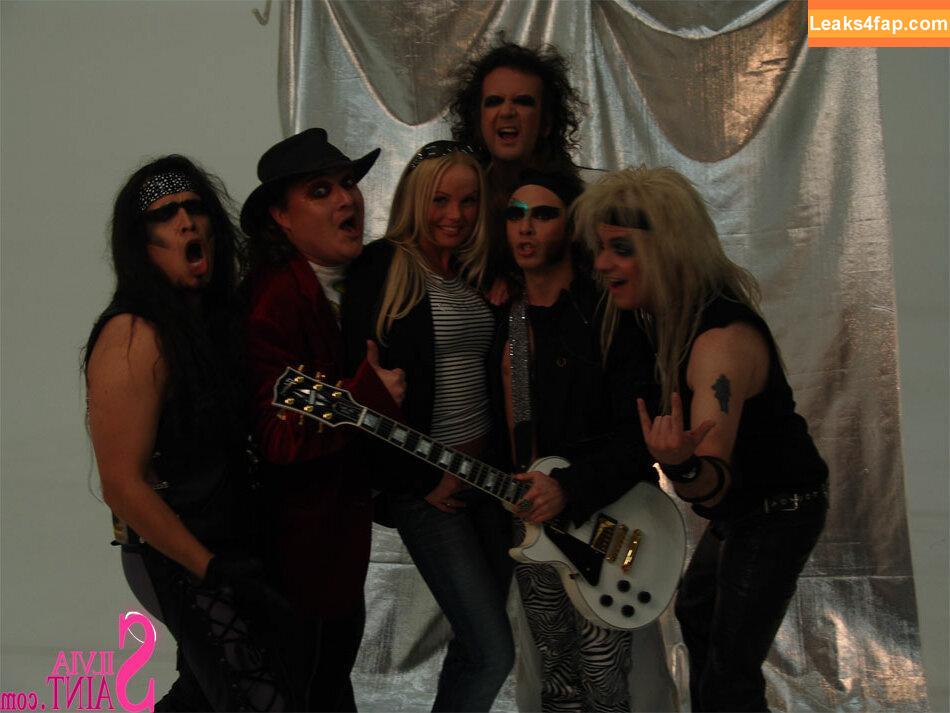 Silvia Saint / Sylvia Saint / saintsylvia / sylviasaint leaked photo photo #0386