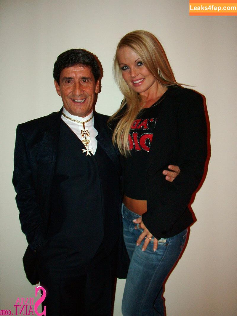 Silvia Saint / Sylvia Saint / saintsylvia / sylviasaint leaked photo photo #0402
